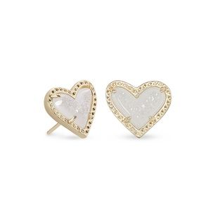 Ari Heart Gold Stud Earrings